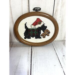 1986 Dale Burdett Counted Cross Stitch Frame Christmas Scottie Dog